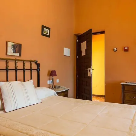Palacio Guzmanes Baños de la Encina