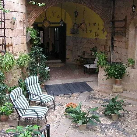 Palacio Guzmanes Baños de la Encina