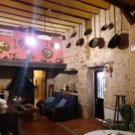 Palacio Guzmanes 3*