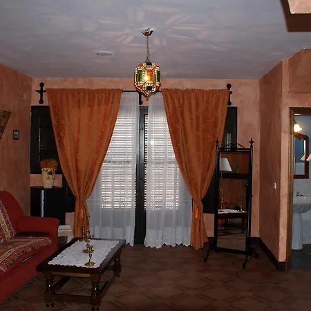 Palacio Guzmanes Hotel
