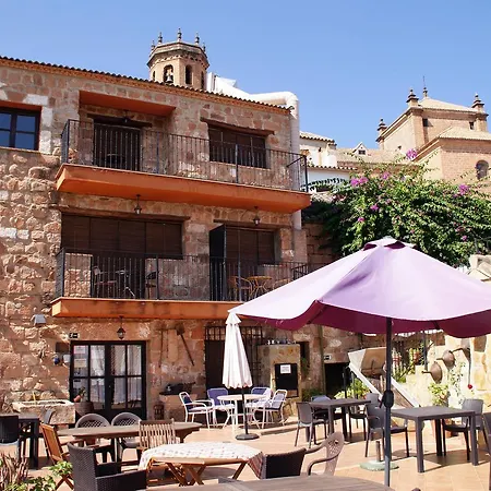 Palacio Guzmanes Hotel
