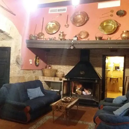 Palacio Guzmanes 3*