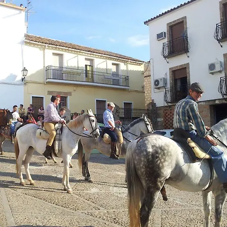 Palacio Guzmanes Hotel
